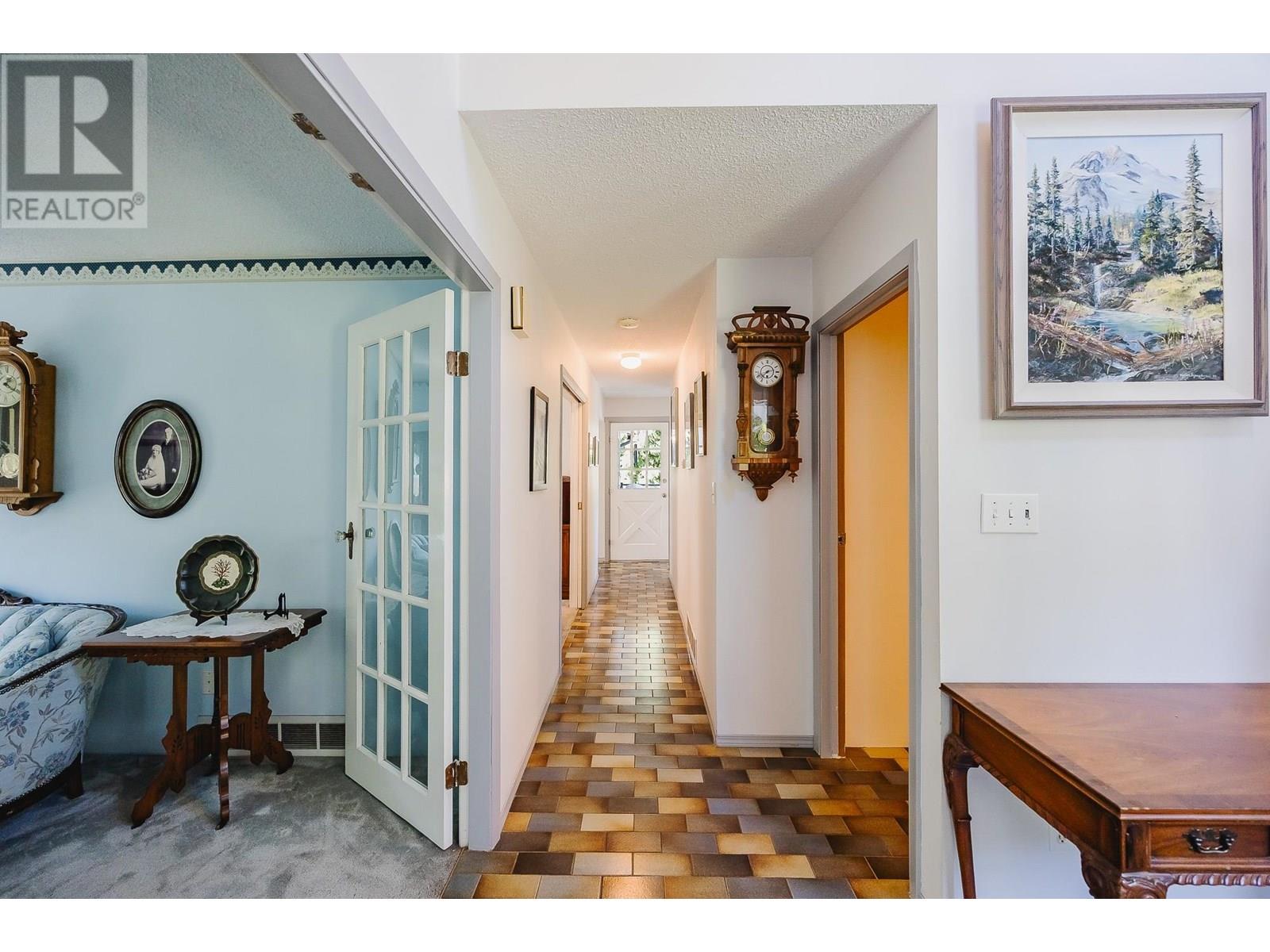 15 Escola Bay, Port Moody, British Columbia  V3H 3Z1 - Photo 6 - R3013158