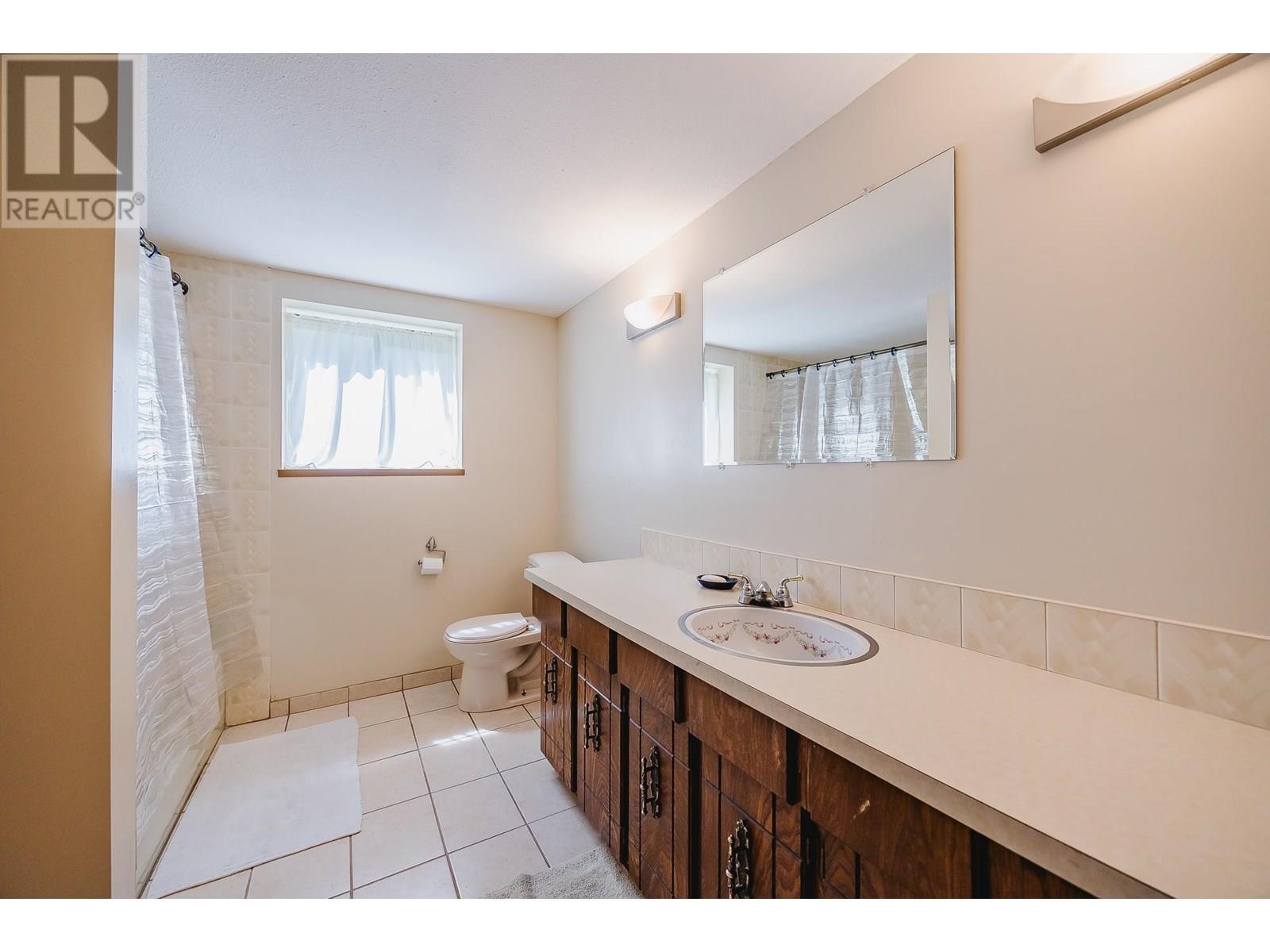 15 Escola Bay, Port Moody, British Columbia  V3H 3Z1 - Photo 29 - R3013158