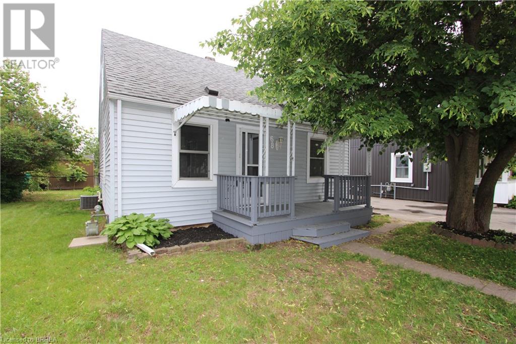 68 DOROTHY Street, brantford, Ontario