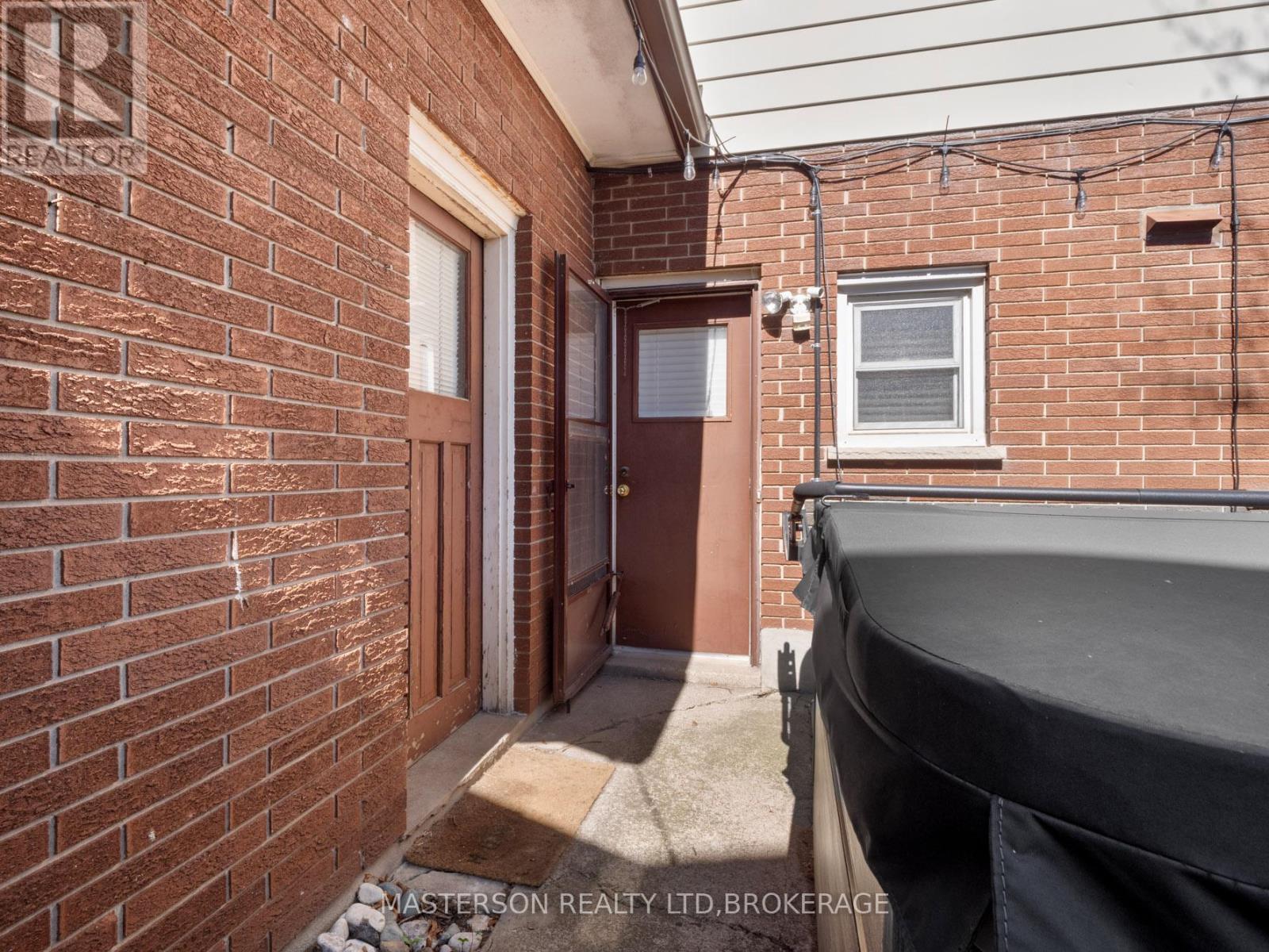 15 Westfield Drive, St. Catharines, Ontario  L2N 5Z5 - Photo 36 - X12210927