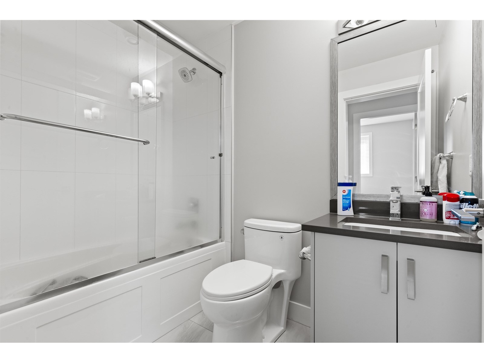 18616 56b Avenue, Surrey, British Columbia  V3S 8J3 - Photo 33 - R3013457