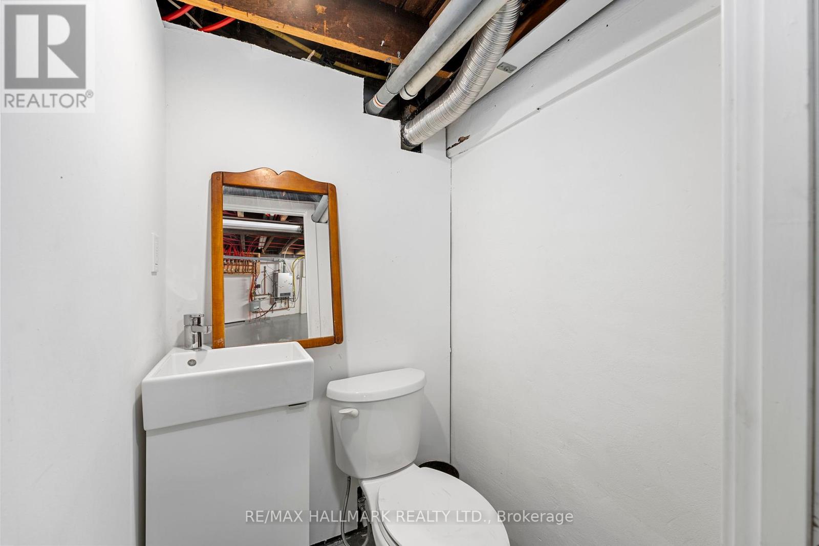 342 Wellesley Street E, Toronto, Ontario  M4X 1H3 - Photo 40 - C12210786