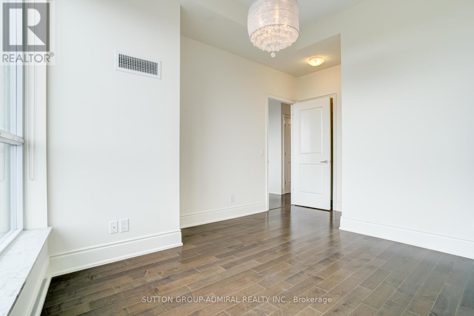 1006 - 23 Glebe Road W, Toronto, Ontario  M5P 0A1 - Photo 15 - C12210816