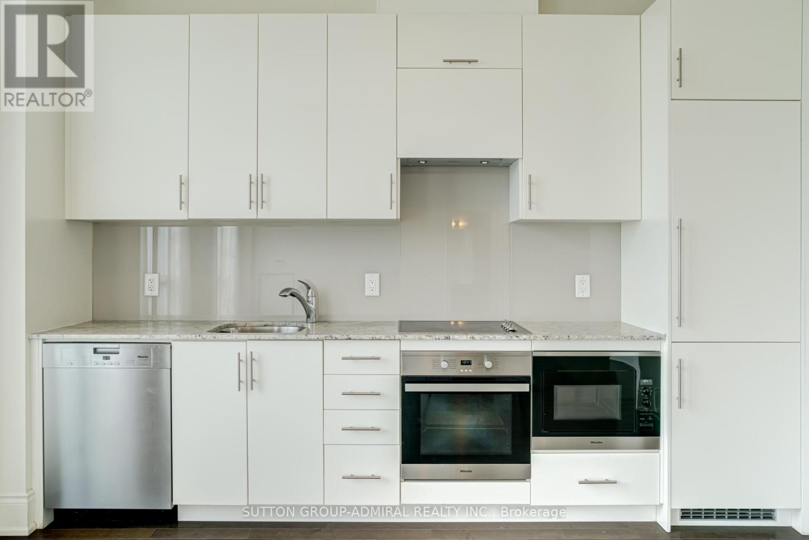1006 - 23 Glebe Road W, Toronto, Ontario  M5P 0A1 - Photo 7 - C12210816