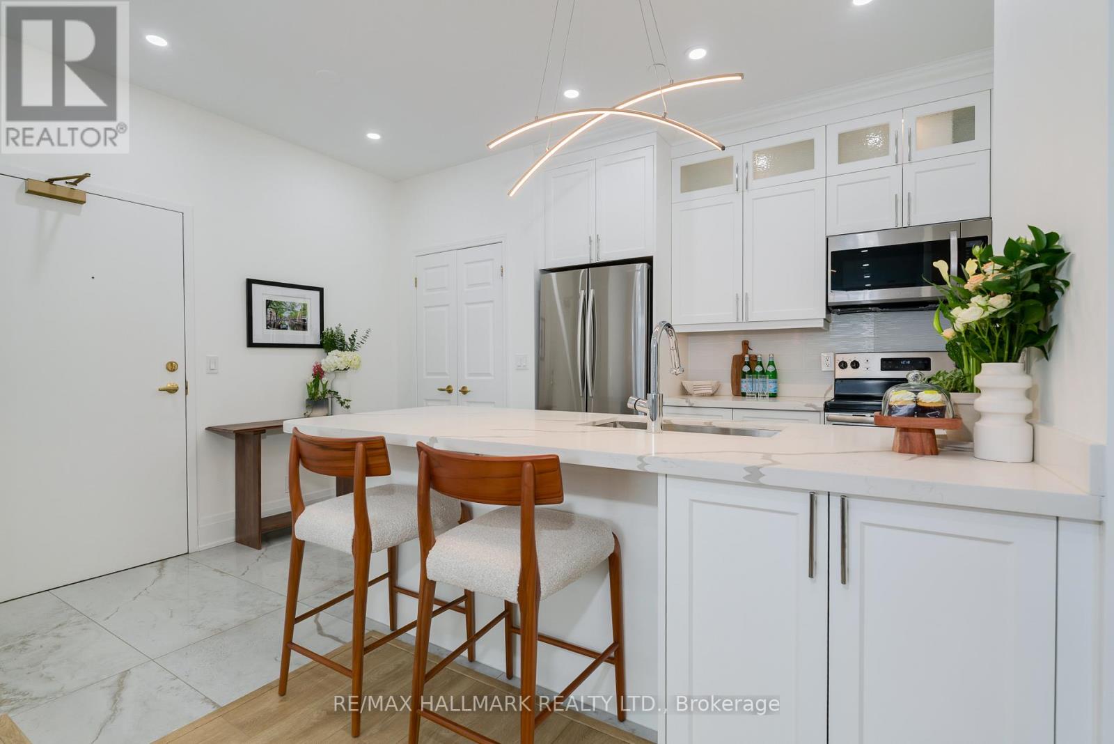 706 - 980 Yonge Street, Toronto (Annex), Ontario  M4W 3V8 - Photo 7 - C12210818
