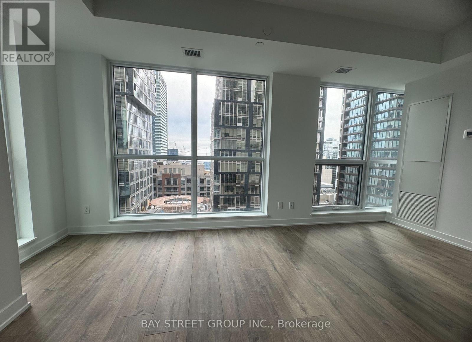2302 - 327 King Street W, Toronto (Waterfront Communities), Ontario  M5V 0W7 - Photo 14 - C12210831