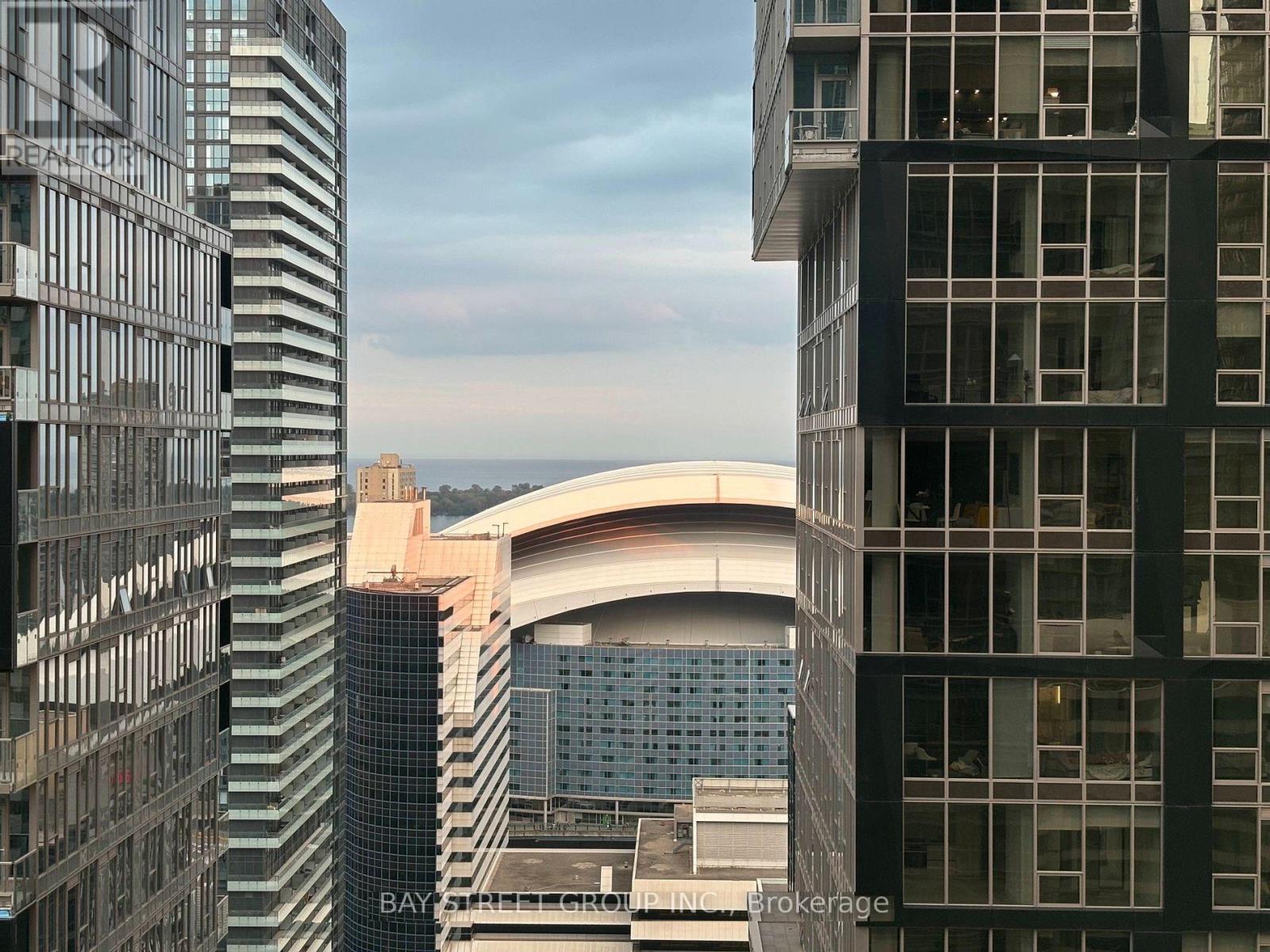 2302 - 327 King Street W, Toronto (Waterfront Communities), Ontario  M5V 0W7 - Photo 17 - C12210831