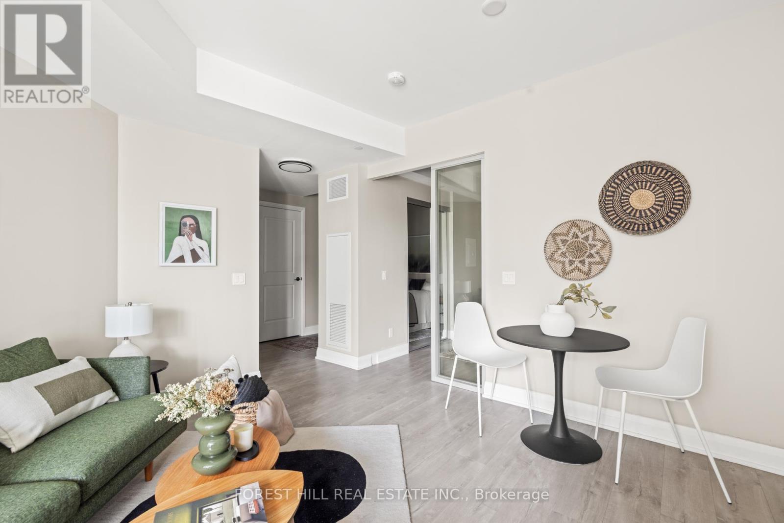 218 - 1 Belsize Drive, Toronto, Ontario  M4S 0B9 - Photo 7 - C12210840
