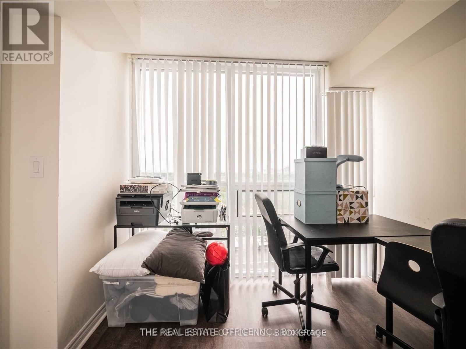 1221 - 35 Hollywood Avenue, Toronto, Ontario  M2N 0A9 - Photo 15 - C12210880