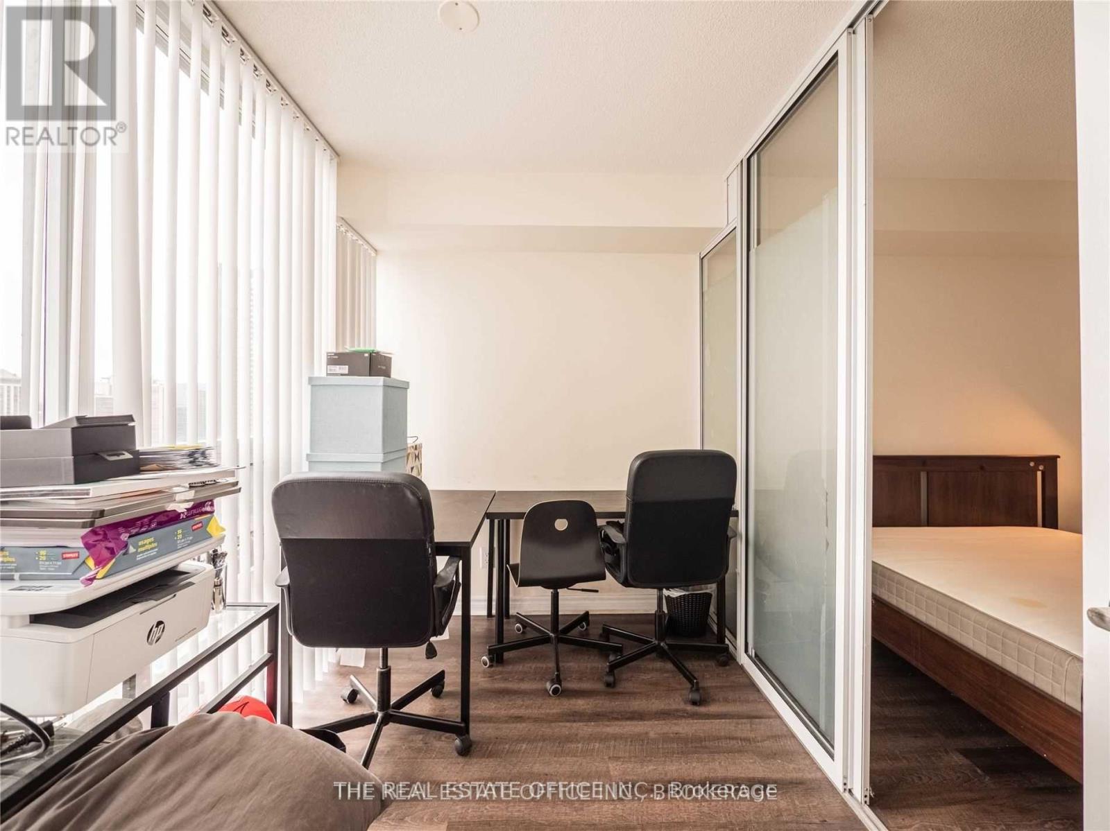 1221 - 35 Hollywood Avenue, Toronto, Ontario  M2N 0A9 - Photo 16 - C12210880