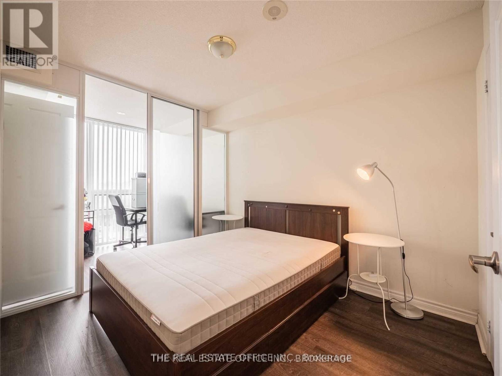 1221 - 35 Hollywood Avenue, Toronto, Ontario  M2N 0A9 - Photo 19 - C12210880