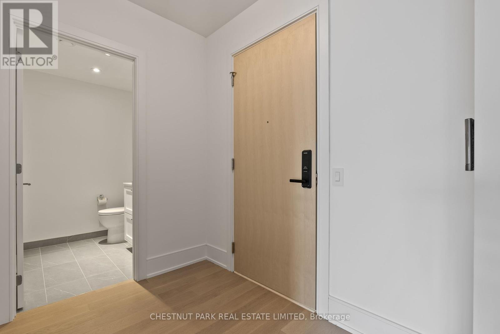 609 - 155 Merchant's Wharf, Toronto, Ontario  M5A 0Y4 - Photo 4 - C12210891