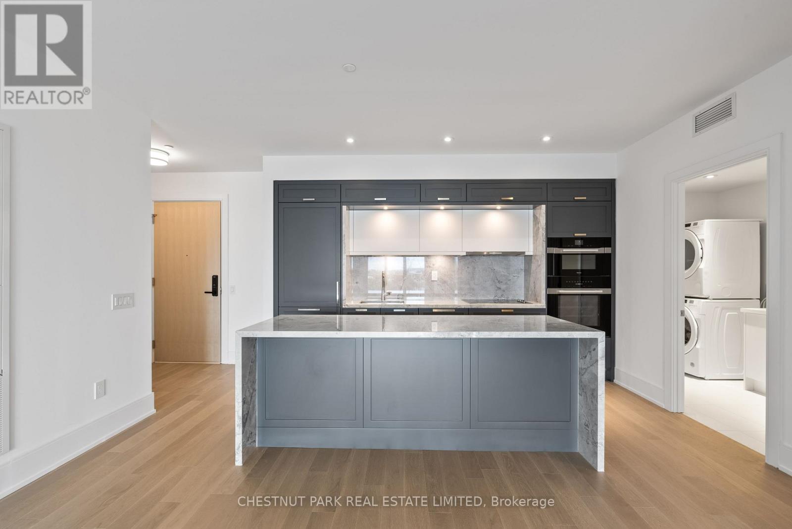 609 - 155 Merchant's Wharf, Toronto, Ontario  M5A 0Y4 - Photo 6 - C12210891