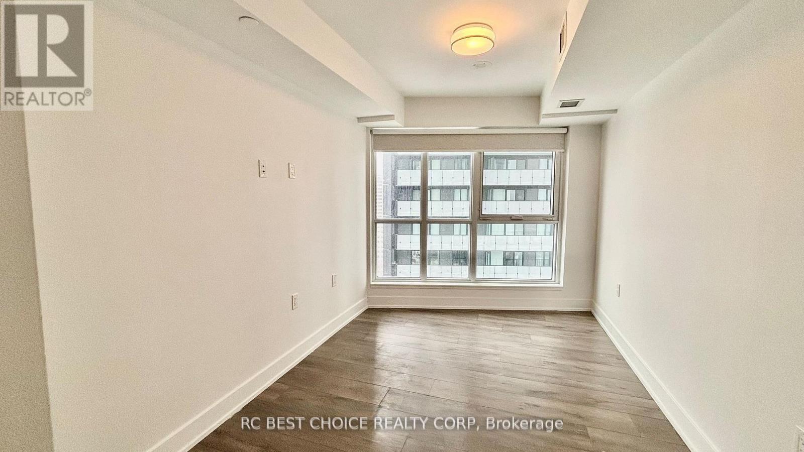 2022 - 585 Bloor Street E, Toronto, Ontario  M4W 0B3 - Photo 9 - C12210900