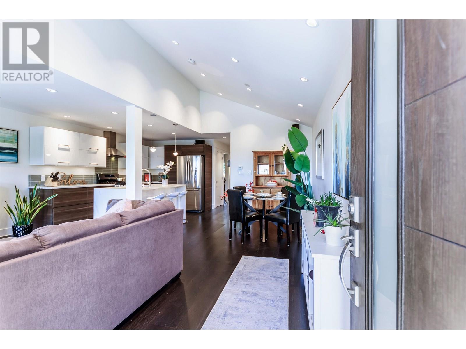384 E 4th Street, North Vancouver, British Columbia  V7L 1J2 - Photo 16 - R3013807