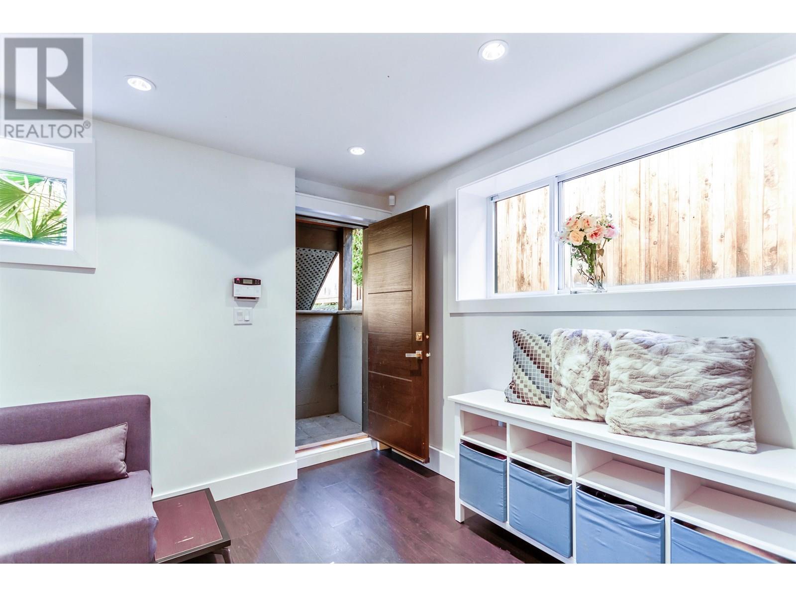 384 E 4th Street, North Vancouver, British Columbia  V7L 1J2 - Photo 17 - R3013807