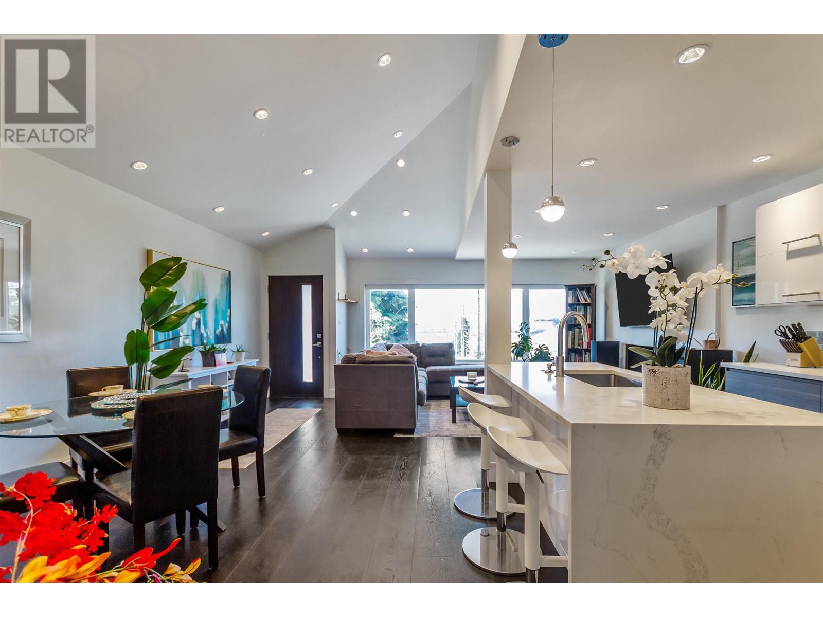 384 E 4th Street, North Vancouver, British Columbia  V7L 1J2 - Photo 21 - R3013807