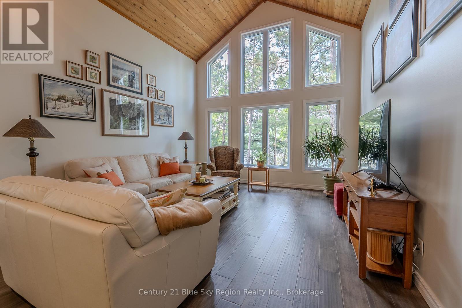 1500d Peninsula Road, North Bay (Birchaven), Ontario  P1B 8G4 - Photo 2 - X12210954
