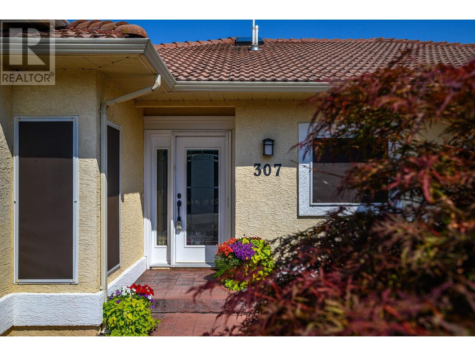 307 Country Estate Place, Vernon, British Columbia  V1B 2W7 - Photo 59 - 10347814