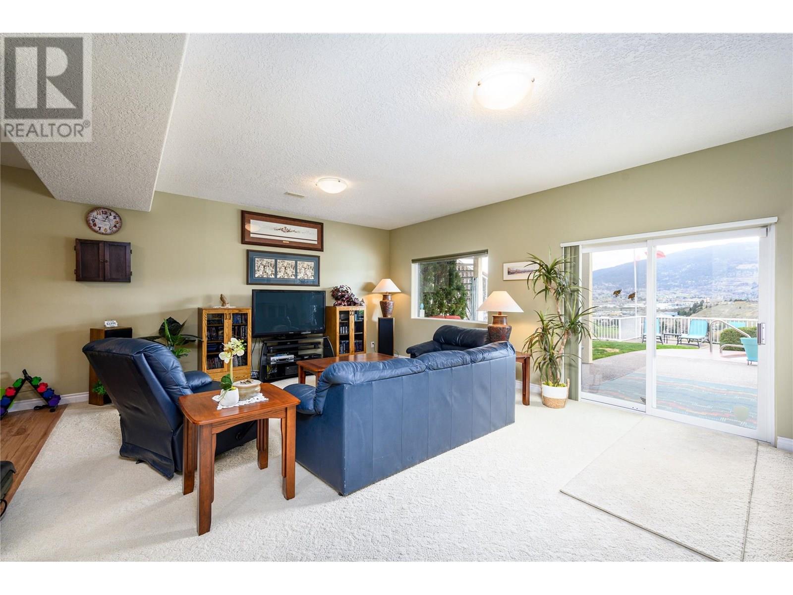 307 Country Estate Place, Vernon, British Columbia  V1B 2W7 - Photo 32 - 10347814