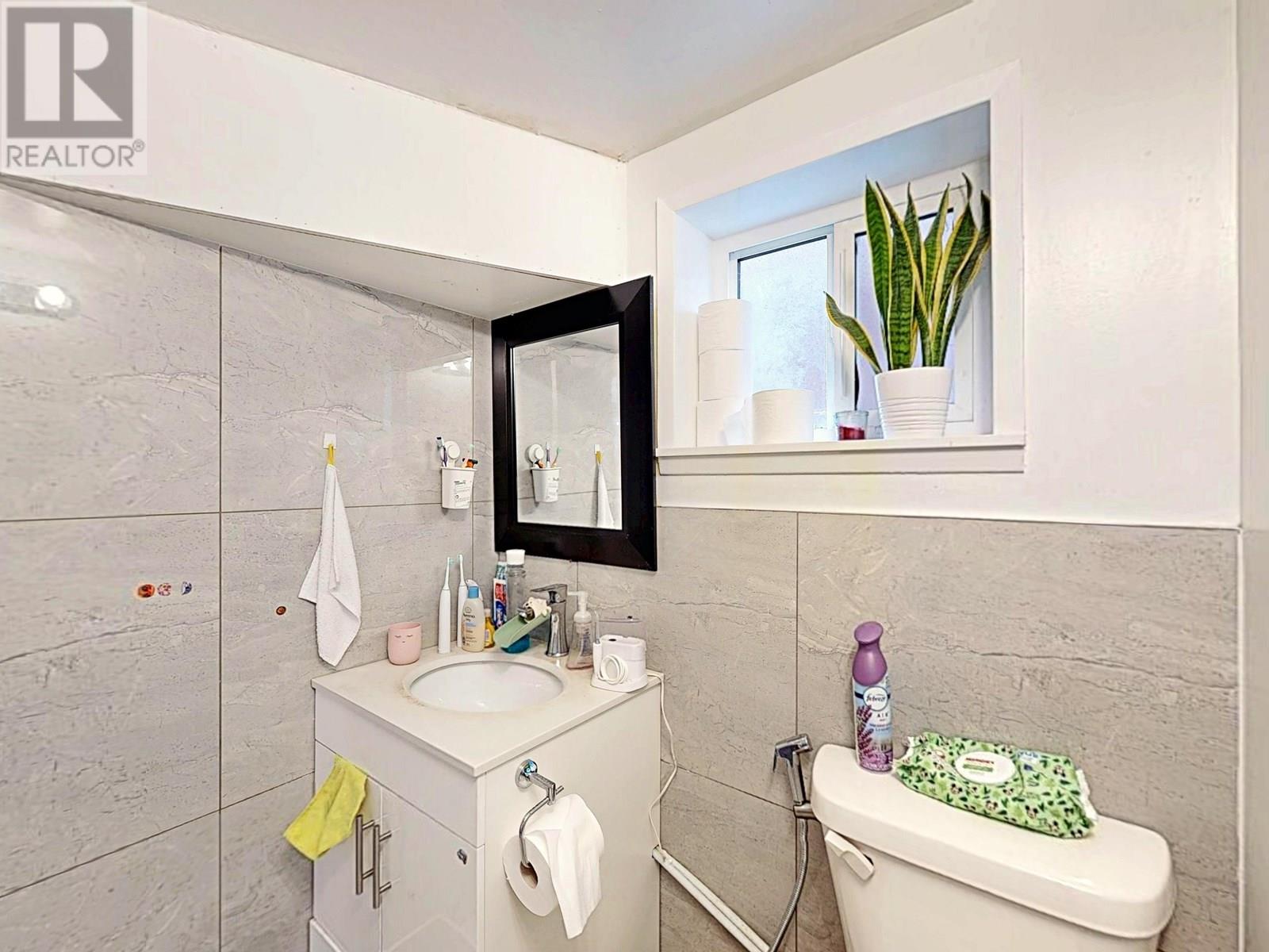 1243 E 41st Avenue, Vancouver, British Columbia  V5W 1R3 - Photo 24 - R3013781