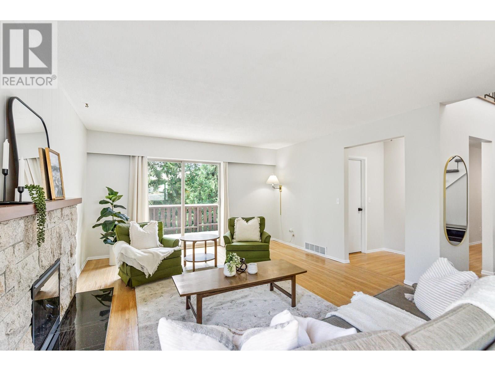230 Harvard Drive, Port Moody, British Columbia  V3H 1S8 - Photo 8 - R3013784