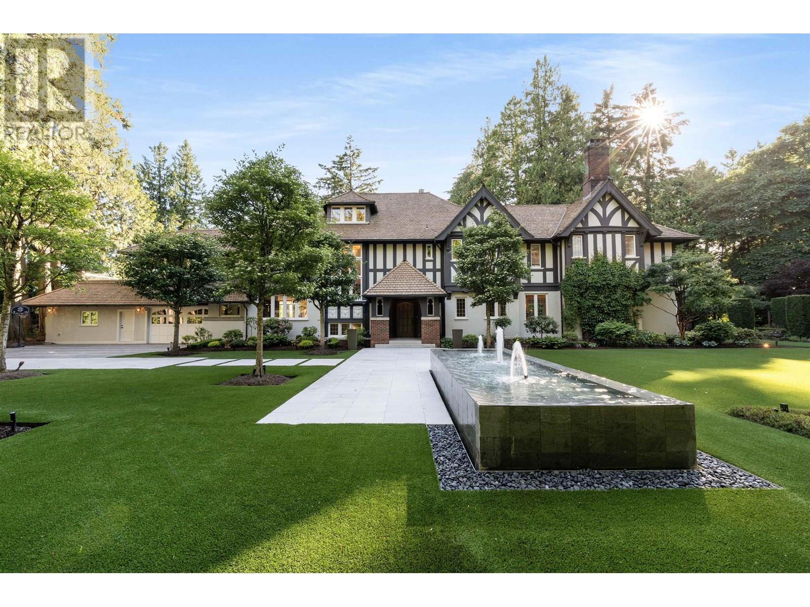 2106 Sw Marine Drive, Vancouver, British Columbia  V6P 6B5 - Photo 2 - R3013785