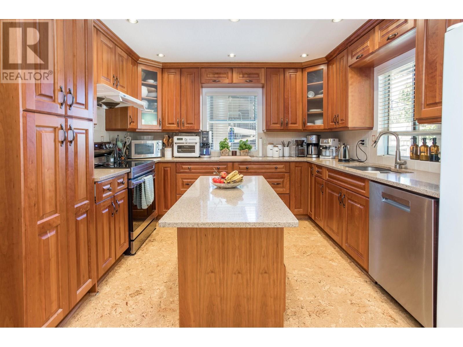 2945 W 12th Avenue, Vancouver, British Columbia  V6K 2R2 - Photo 27 - R3013803
