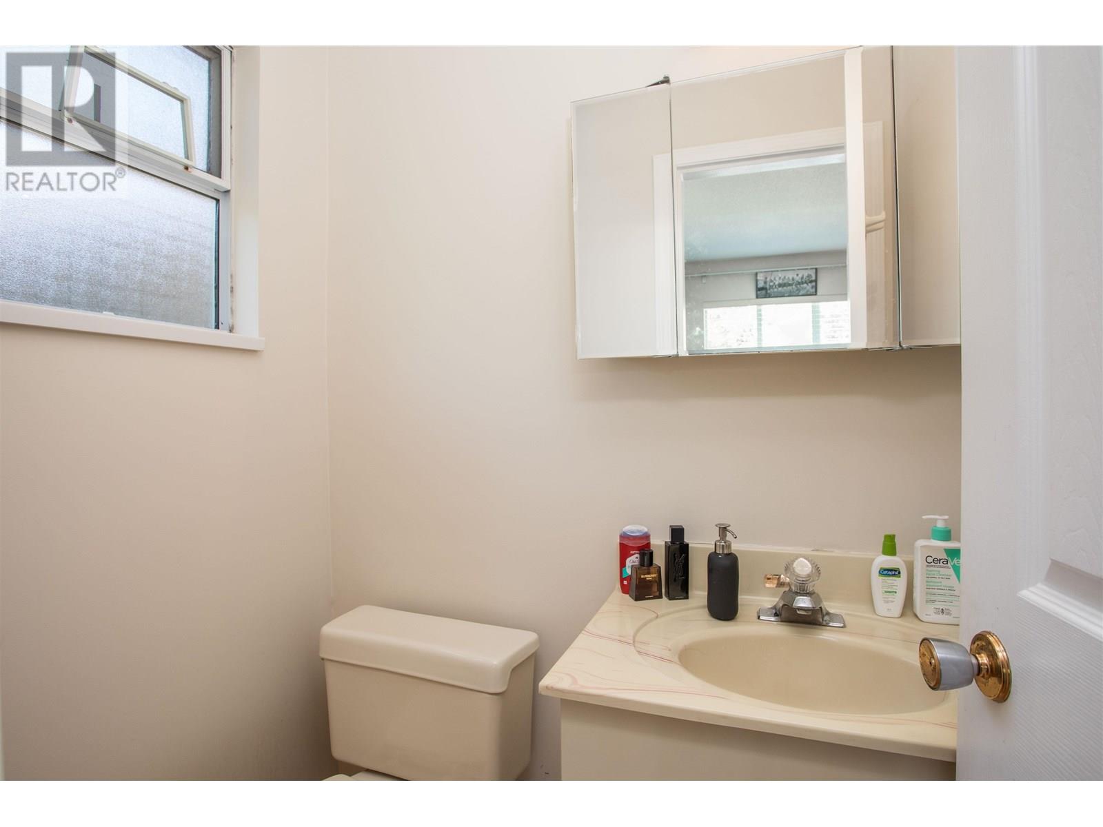 2945 W 12th Avenue, Vancouver, British Columbia  V6K 2R2 - Photo 9 - R3013803