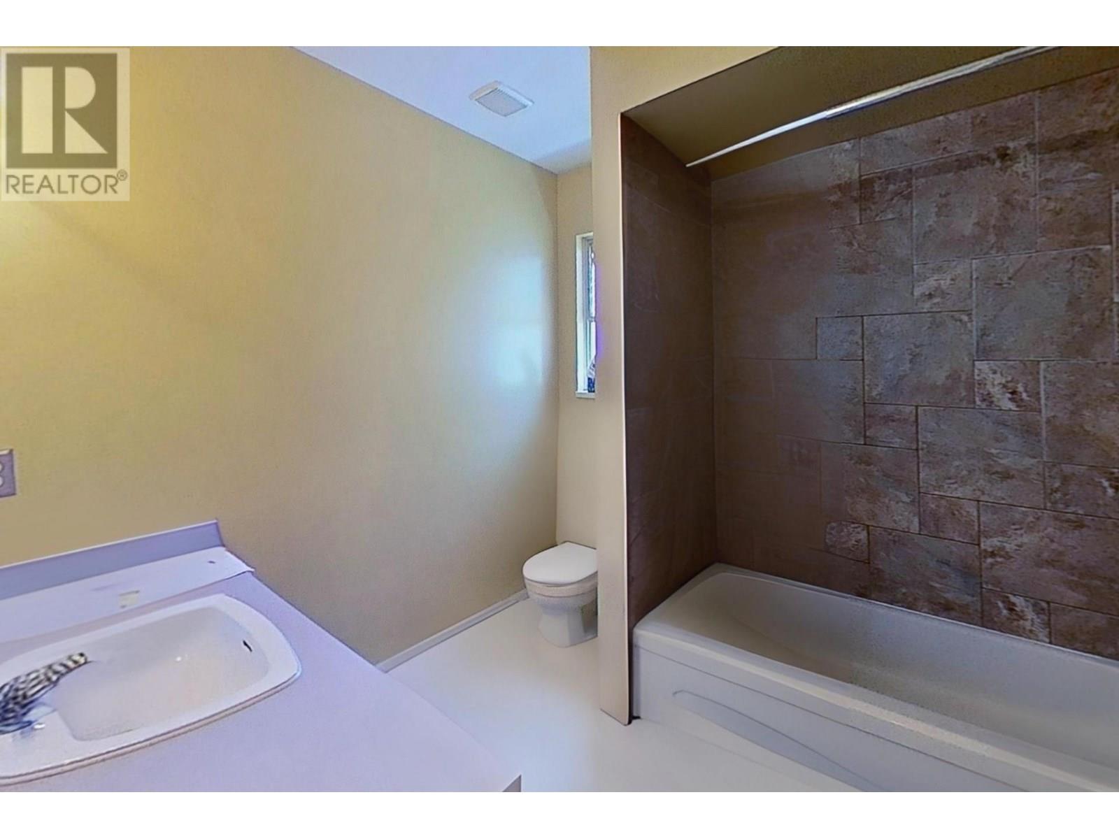 3811 Broadway Street, Richmond, British Columbia  V7E 2Y1 - Photo 11 - R3013829