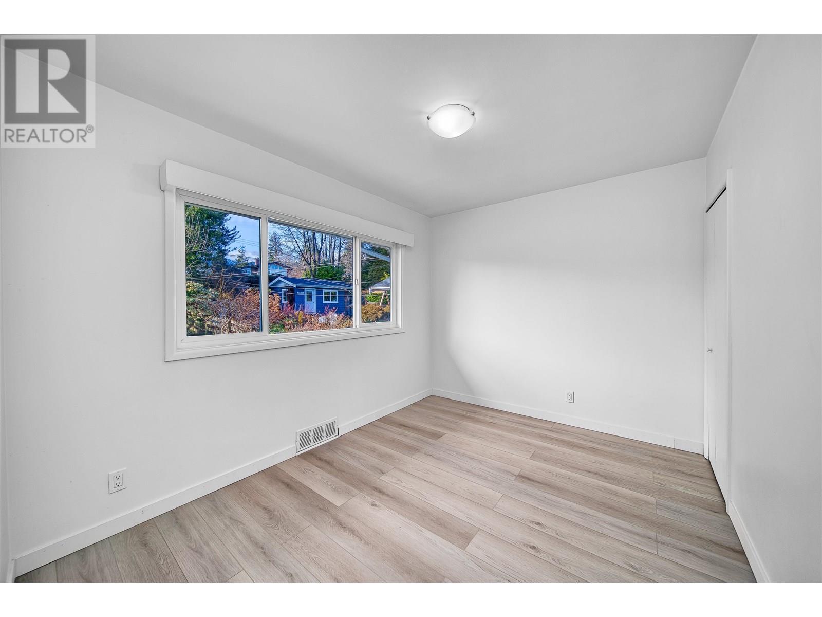 860 Whitchurch Street, North Vancouver, British Columbia  V7L 2A4 - Photo 11 - R3013837