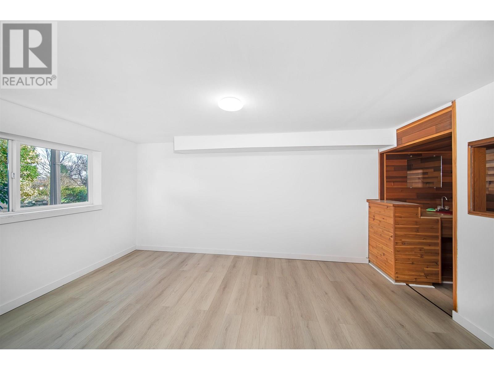 860 Whitchurch Street, North Vancouver, British Columbia  V7L 2A4 - Photo 14 - R3013837