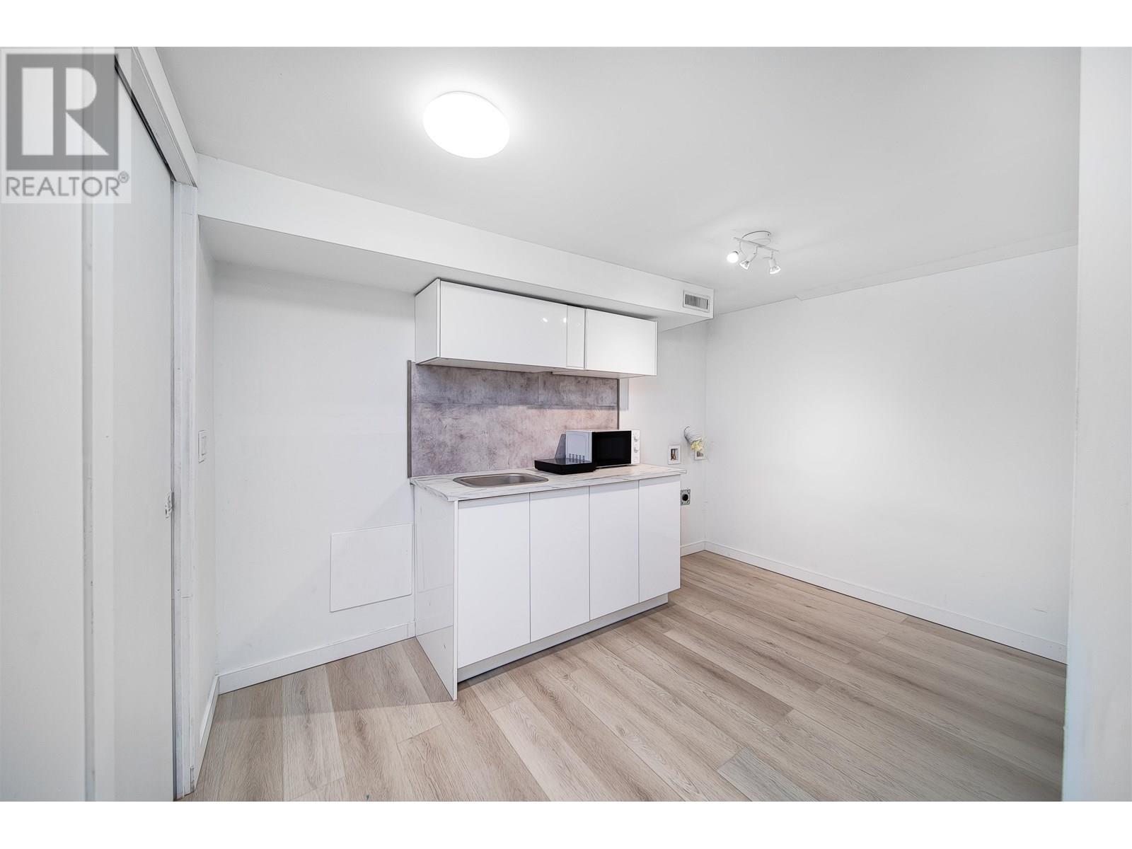 860 Whitchurch Street, North Vancouver, British Columbia  V7L 2A4 - Photo 19 - R3013837