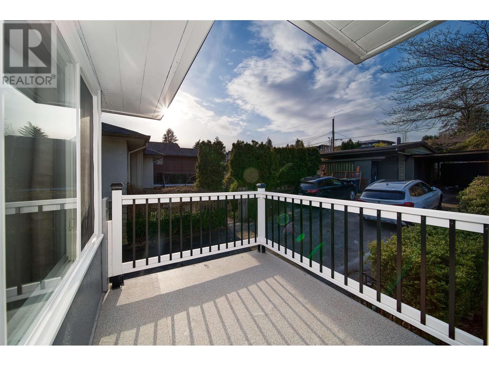 860 Whitchurch Street, North Vancouver, British Columbia  V7L 2A4 - Photo 8 - R3013837
