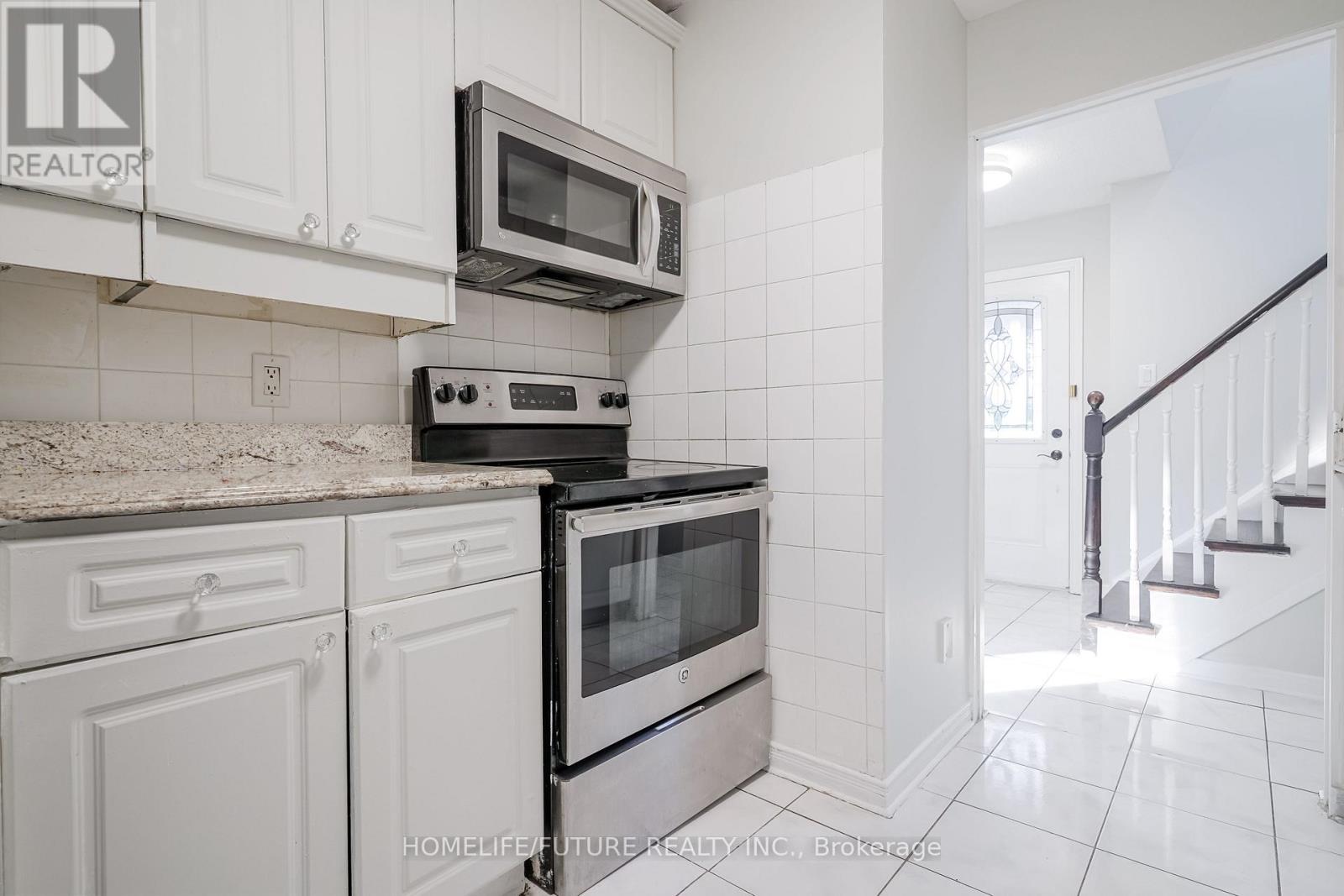 47 Carisbrooke Square, Toronto (Malvern), Ontario  M1B 4M5 - Photo 13 - E12210823