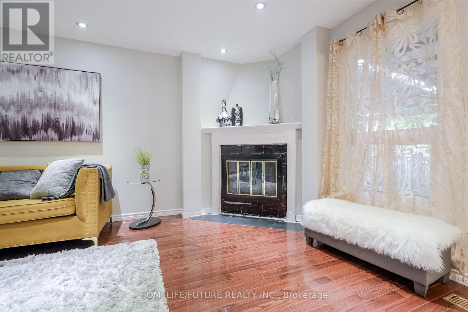 47 Carisbrooke Square, Toronto (Malvern), Ontario  M1B 4M5 - Photo 19 - E12210823