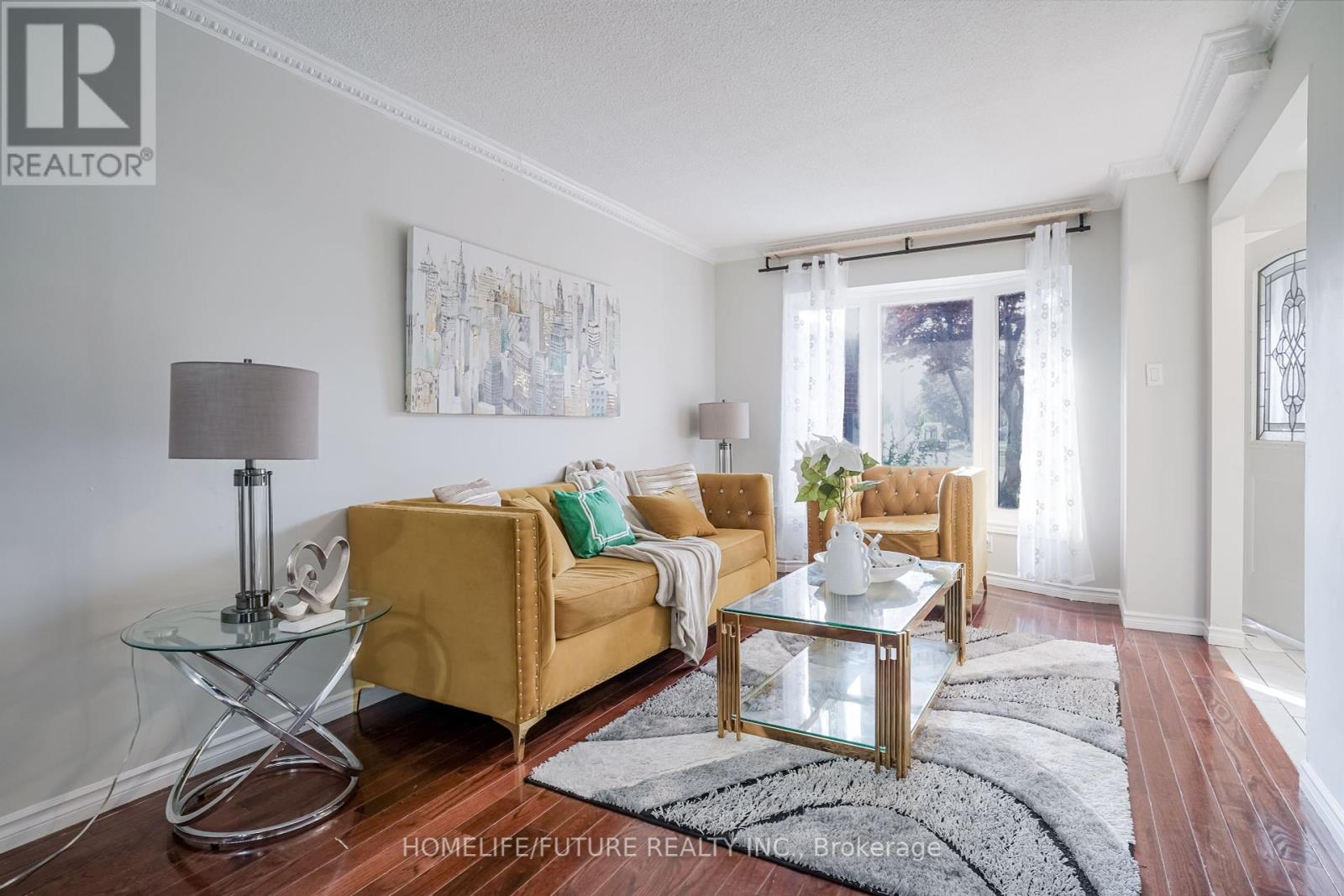 47 Carisbrooke Square, Toronto (Malvern), Ontario  M1B 4M5 - Photo 6 - E12210823