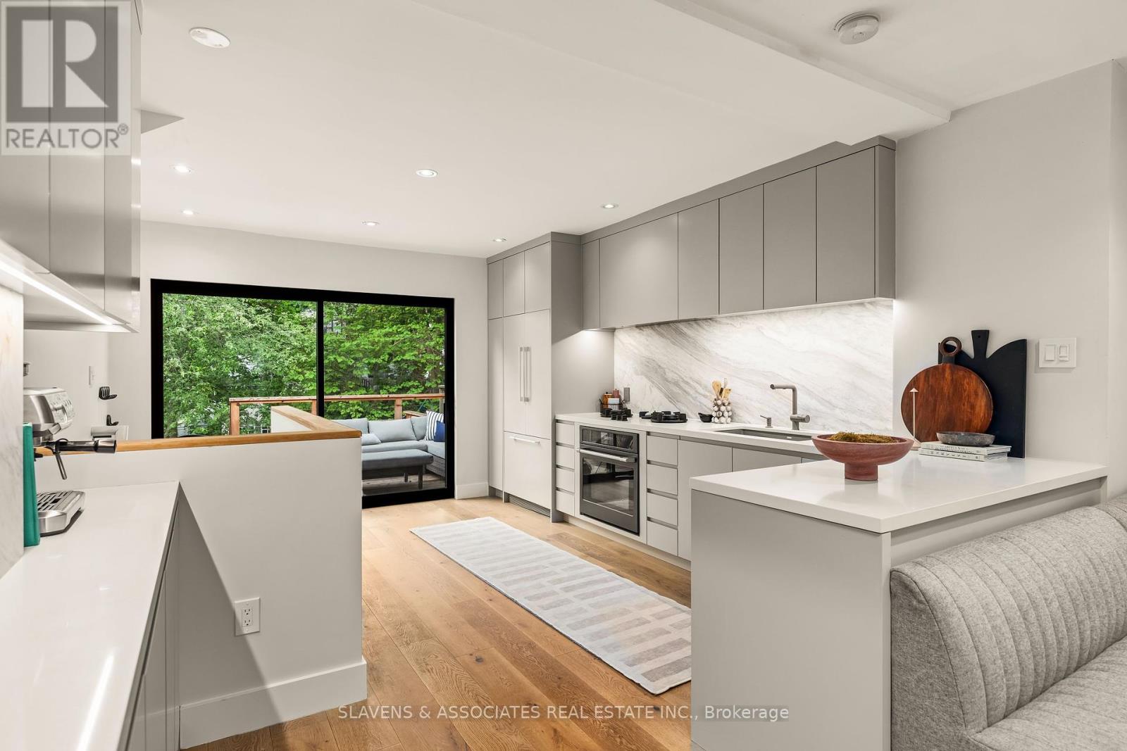 105 King Edward Avenue, Toronto (Woodbine-Lumsden), Ontario  M4C 5J7 - Photo 12 - E12210860