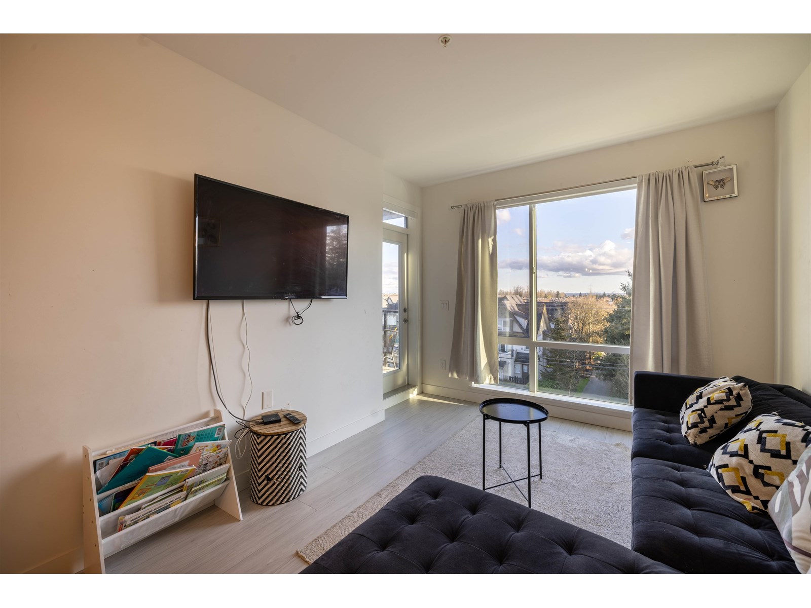 411 18811 72 Avenue, Surrey, British Columbia  V4N 6W7 - Photo 5 - R3013103