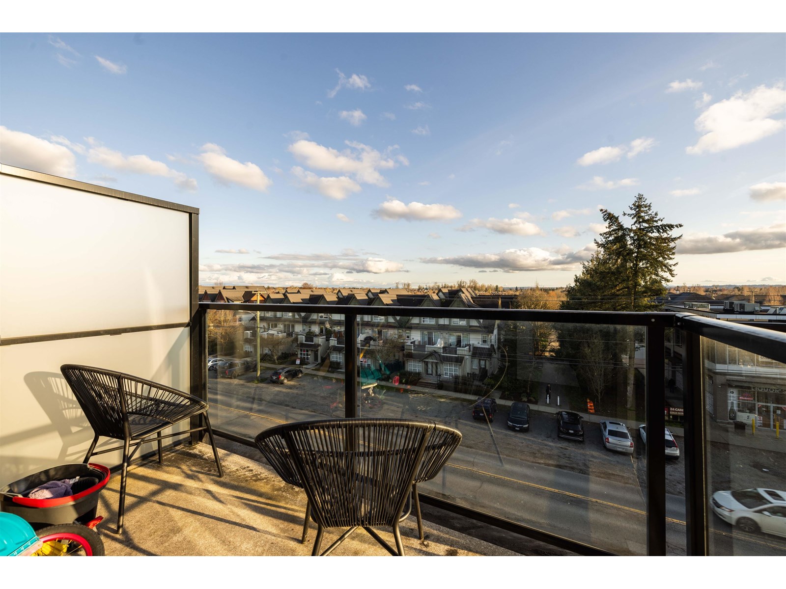 411 18811 72 Avenue, Surrey, British Columbia  V4N 6W7 - Photo 7 - R3013103