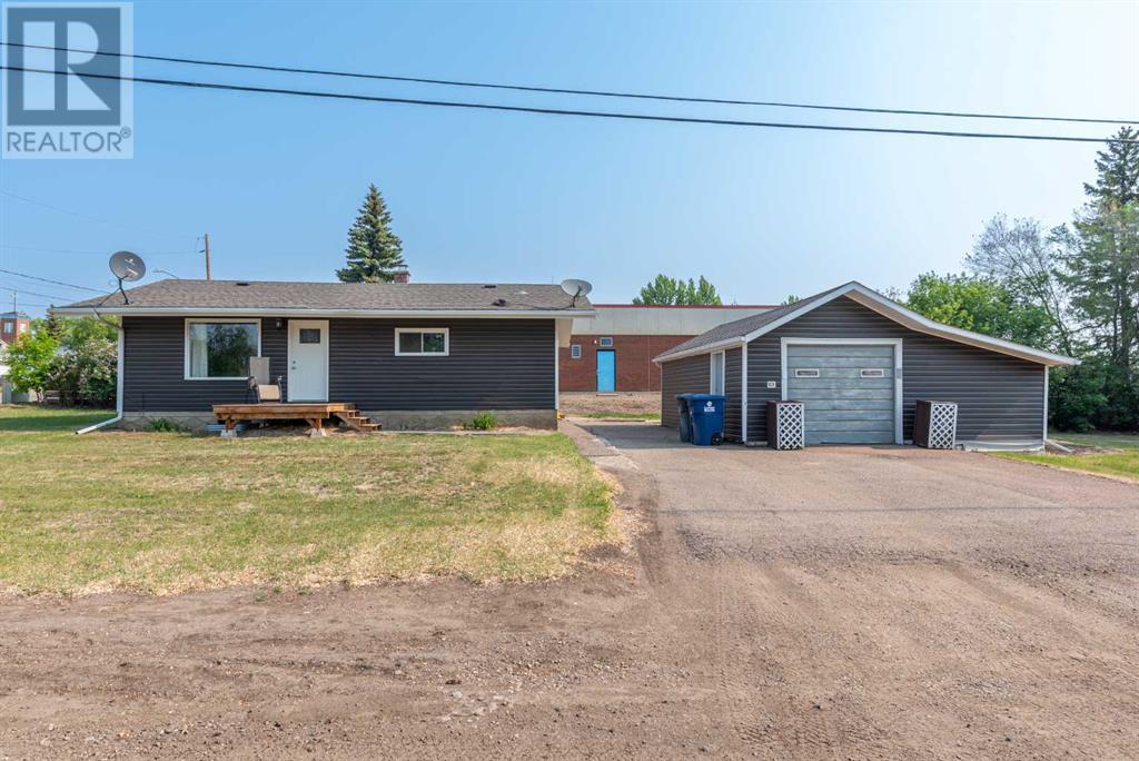 302 2 Avenue E, Maidstone, Saskatchewan