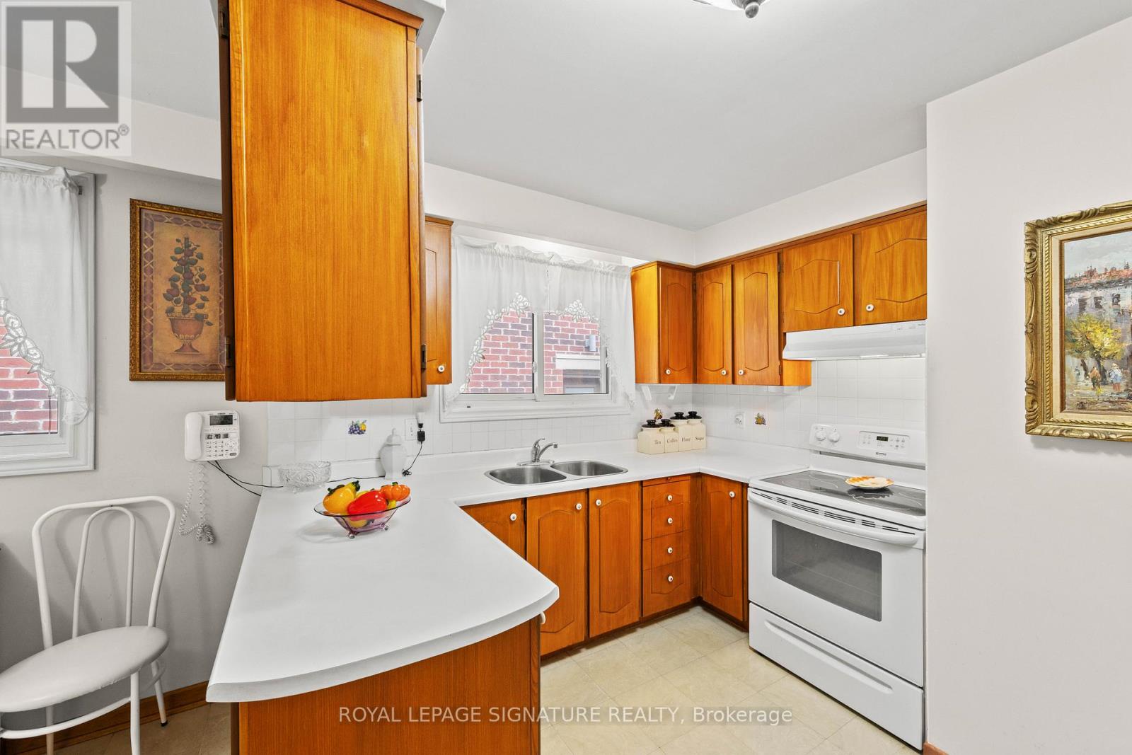 29 Woodview Road, Vaughan (East Woodbridge), Ontario  L4L 2V3 - Photo 17 - N12210753