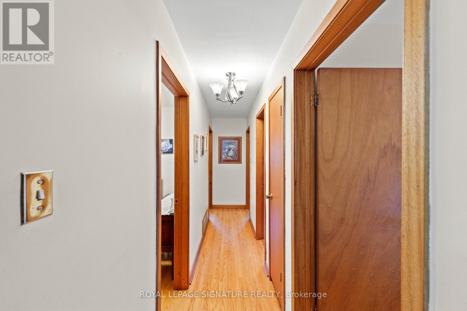 29 Woodview Road, Vaughan (East Woodbridge), Ontario  L4L 2V3 - Photo 20 - N12210753