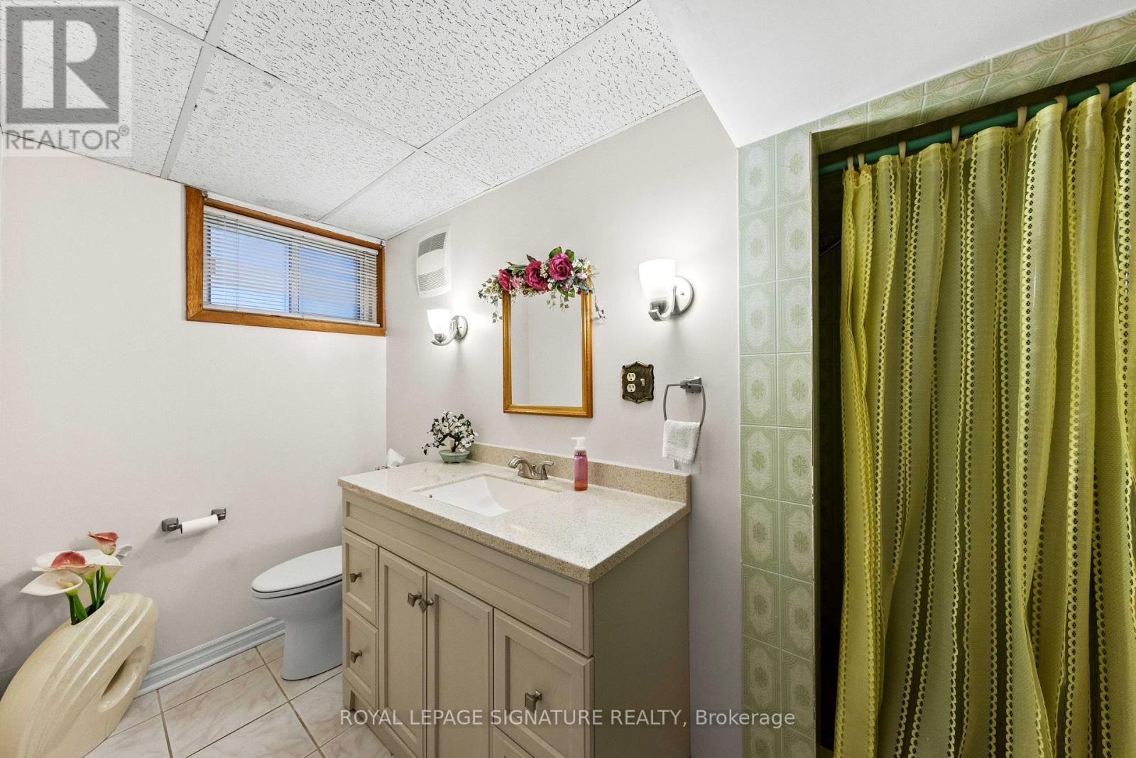 29 Woodview Road, Vaughan (East Woodbridge), Ontario  L4L 2V3 - Photo 31 - N12210753