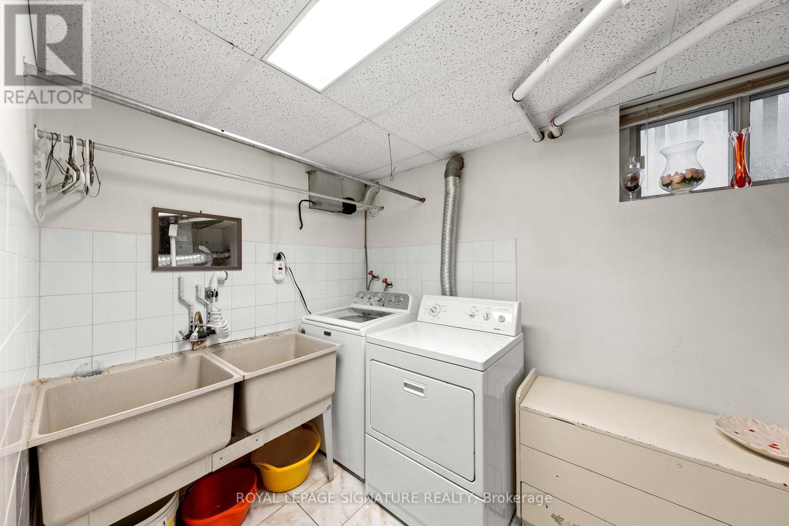 29 Woodview Road, Vaughan (East Woodbridge), Ontario  L4L 2V3 - Photo 34 - N12210753