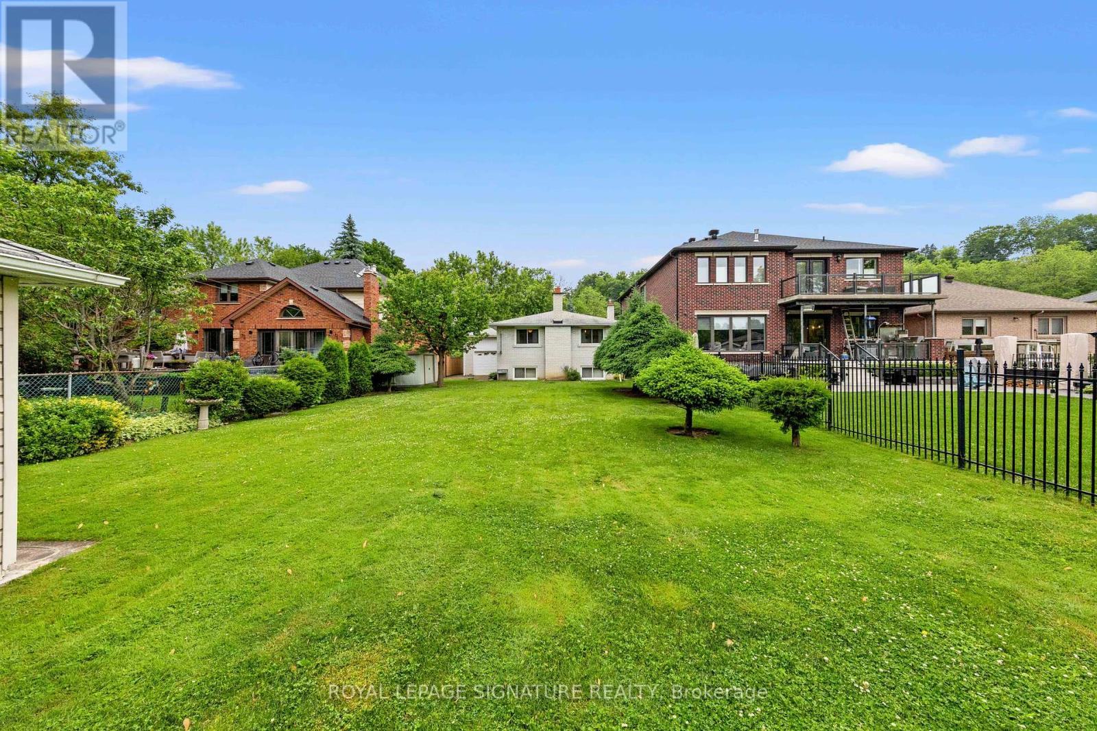 29 Woodview Road, Vaughan (East Woodbridge), Ontario  L4L 2V3 - Photo 40 - N12210753