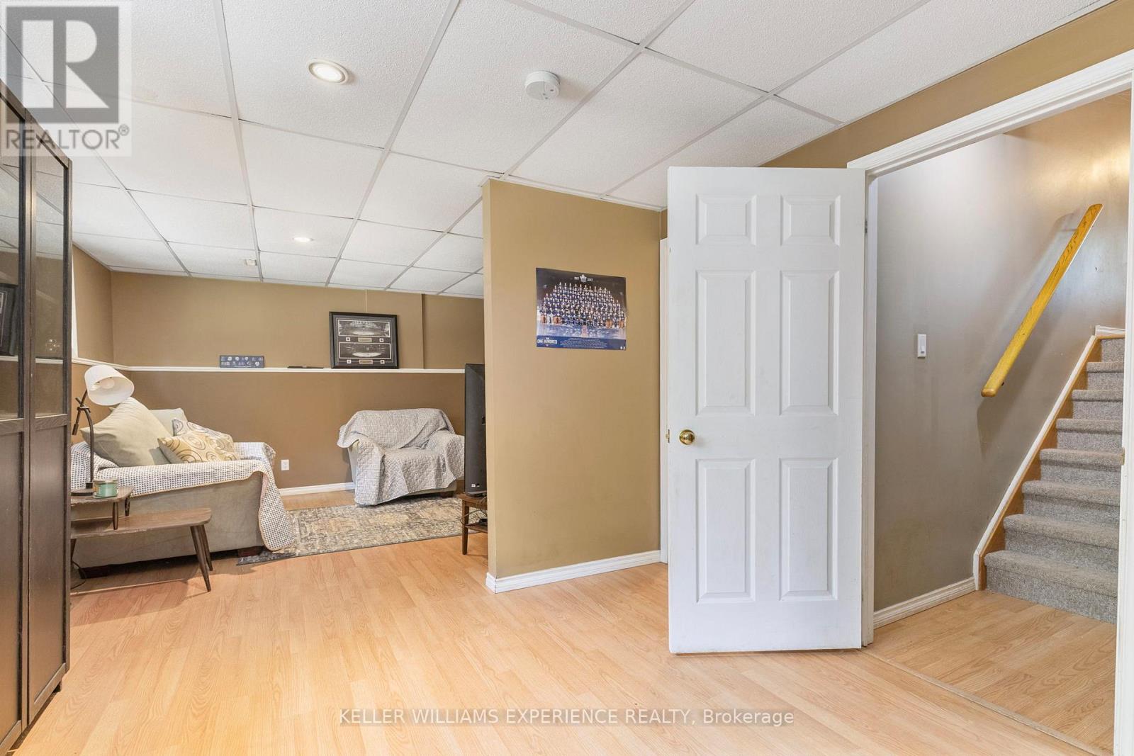 51 Nottawasaga Drive, Essa (Angus), Ontario  L0M 1B0 - Photo 22 - N12210761