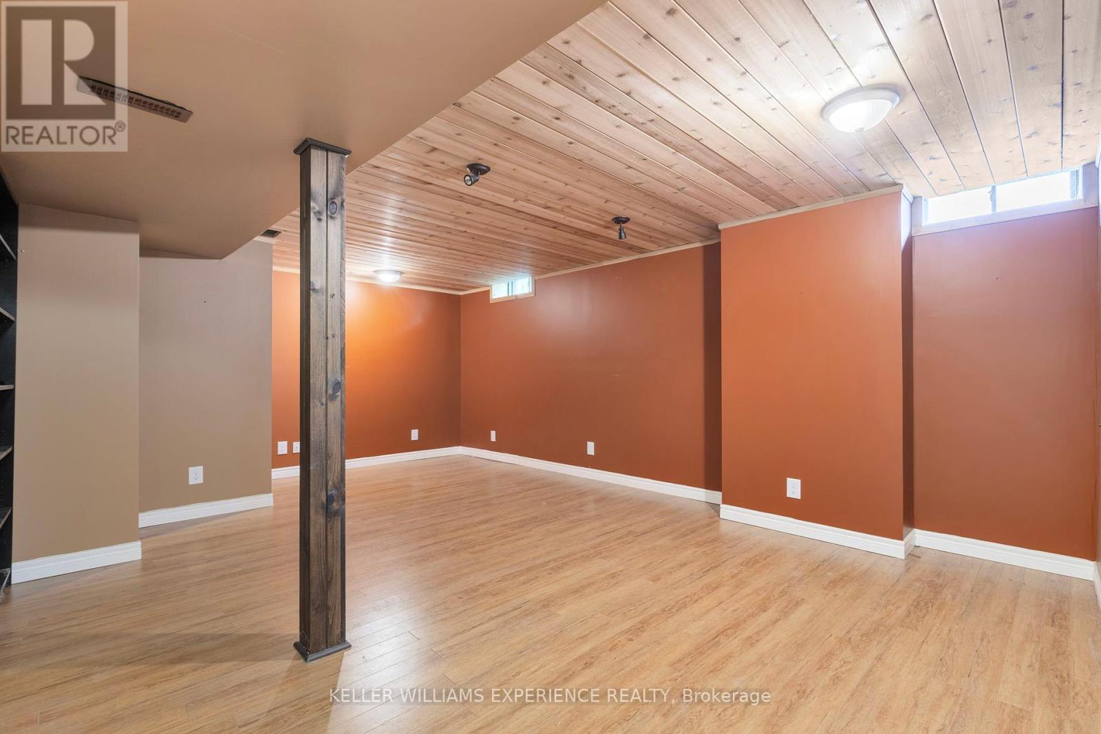 51 Nottawasaga Drive, Essa (Angus), Ontario  L0M 1B0 - Photo 28 - N12210761