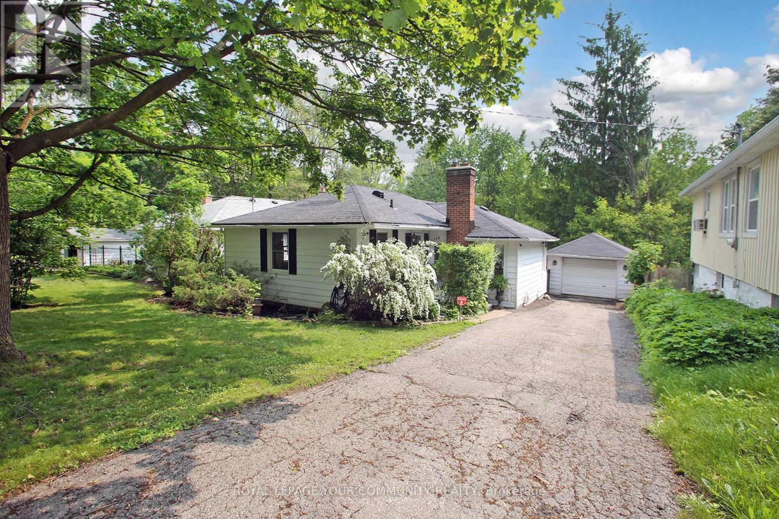 135 Gurnett Street, Aurora (Aurora Village), Ontario  L4G 1P7 - Photo 1 - N12210835