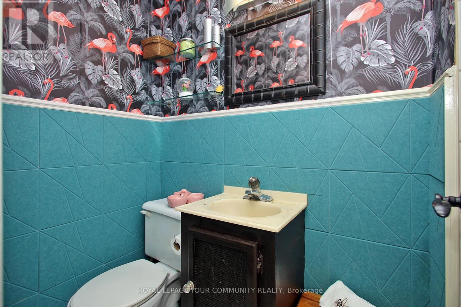 135 Gurnett Street, Aurora (Aurora Village), Ontario  L4G 1P7 - Photo 11 - N12210835